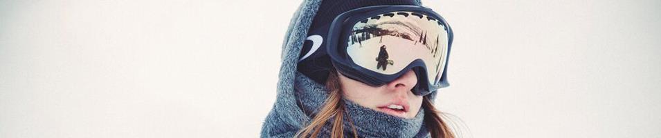 Sale Snowboard Goggles for Women Who Want Fun, Durable Eye Protection 