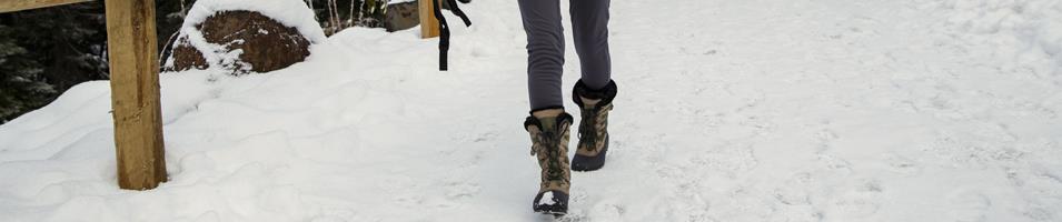 Sale Women&rsquo;s Winter Snow Boots to Keep Feet Dry and Comfortable 